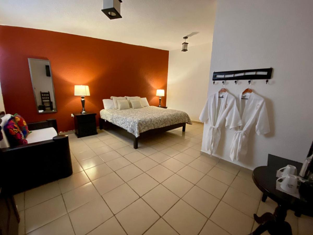 Hotel Boutique Calderon กูอัสกา เด โอกัมโป ภายนอก รูปภาพ